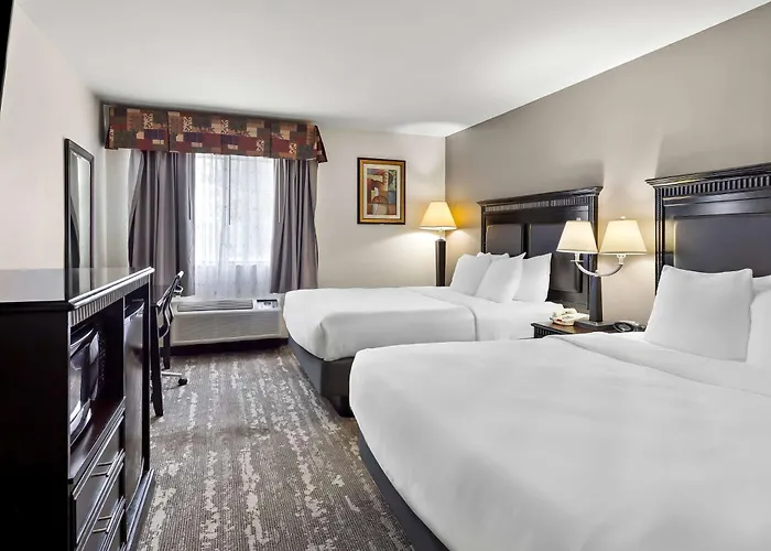 Hotel Western Saluki 3*
