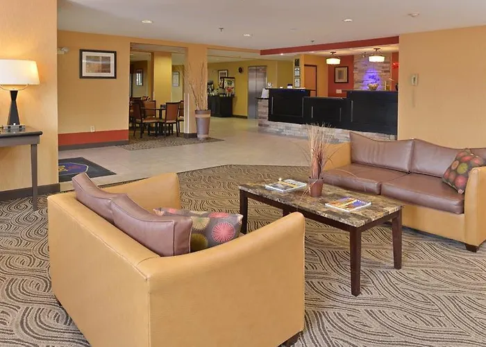 Western Saluki Hotel Carbondale