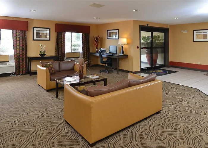 Western Saluki Hotel Carbondale