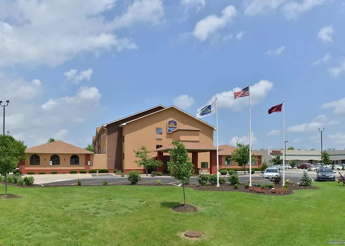 Hotel Western Saluki 3*