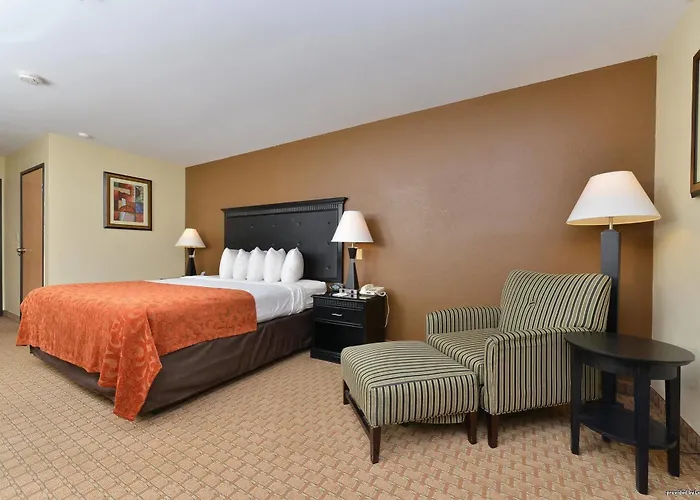 Hotel Western Saluki 3*